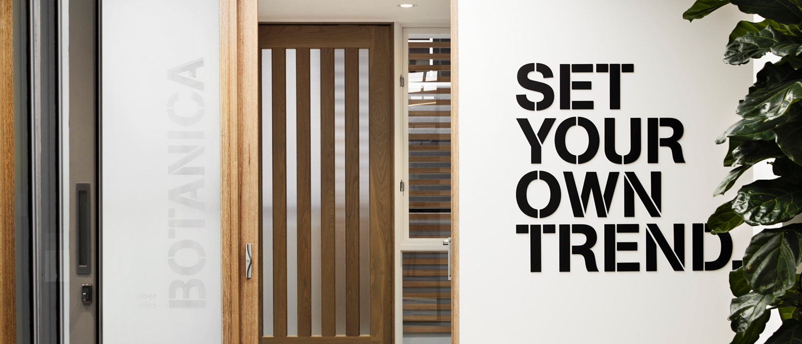 Trend Hawthorn Showroom Set Your Own Trend Signage