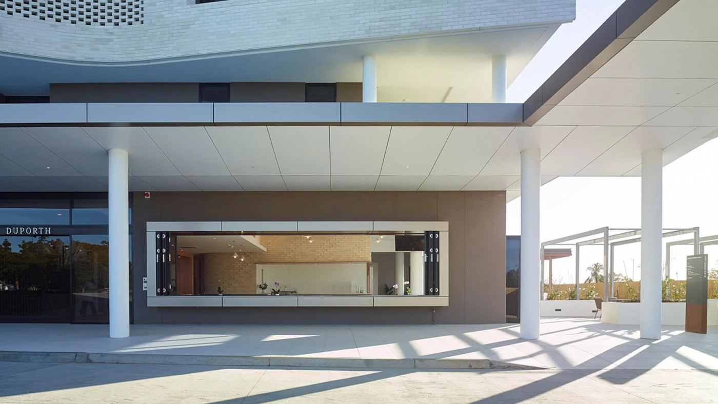 Quantum Bi-Fold Windows