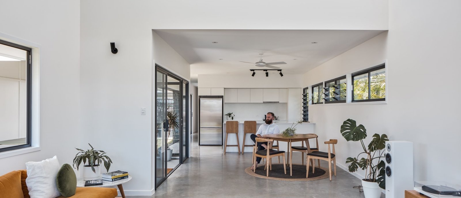 Henson Haus - Breezway Windows - Aluminium Windows and Doors